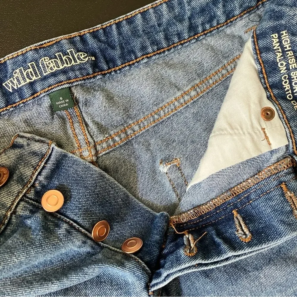 Wild Fable Blue Jean Shorts Essential Summer Style Button Fly size 4